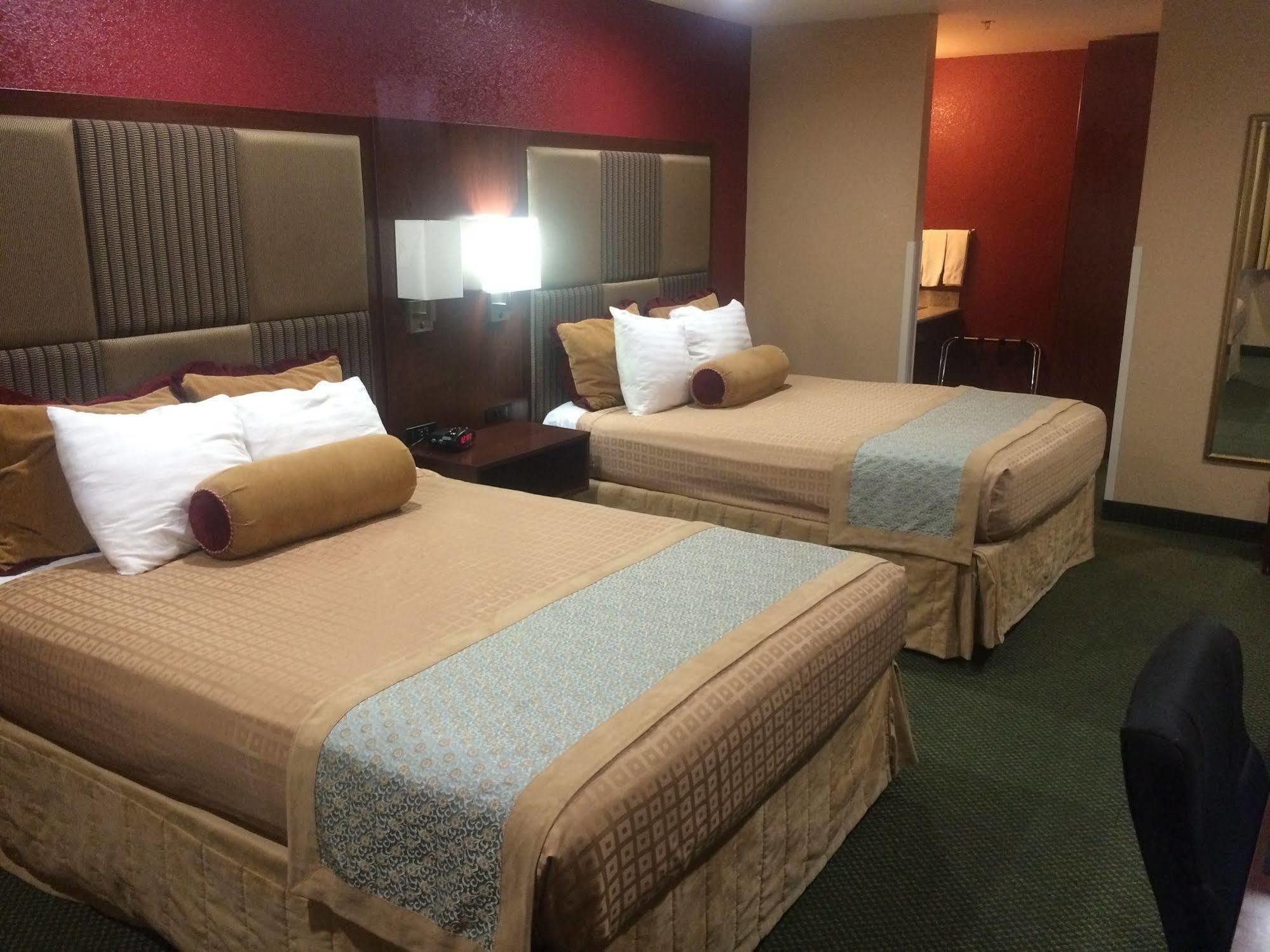 Western Yosemite Way Station Hotel Mariposa