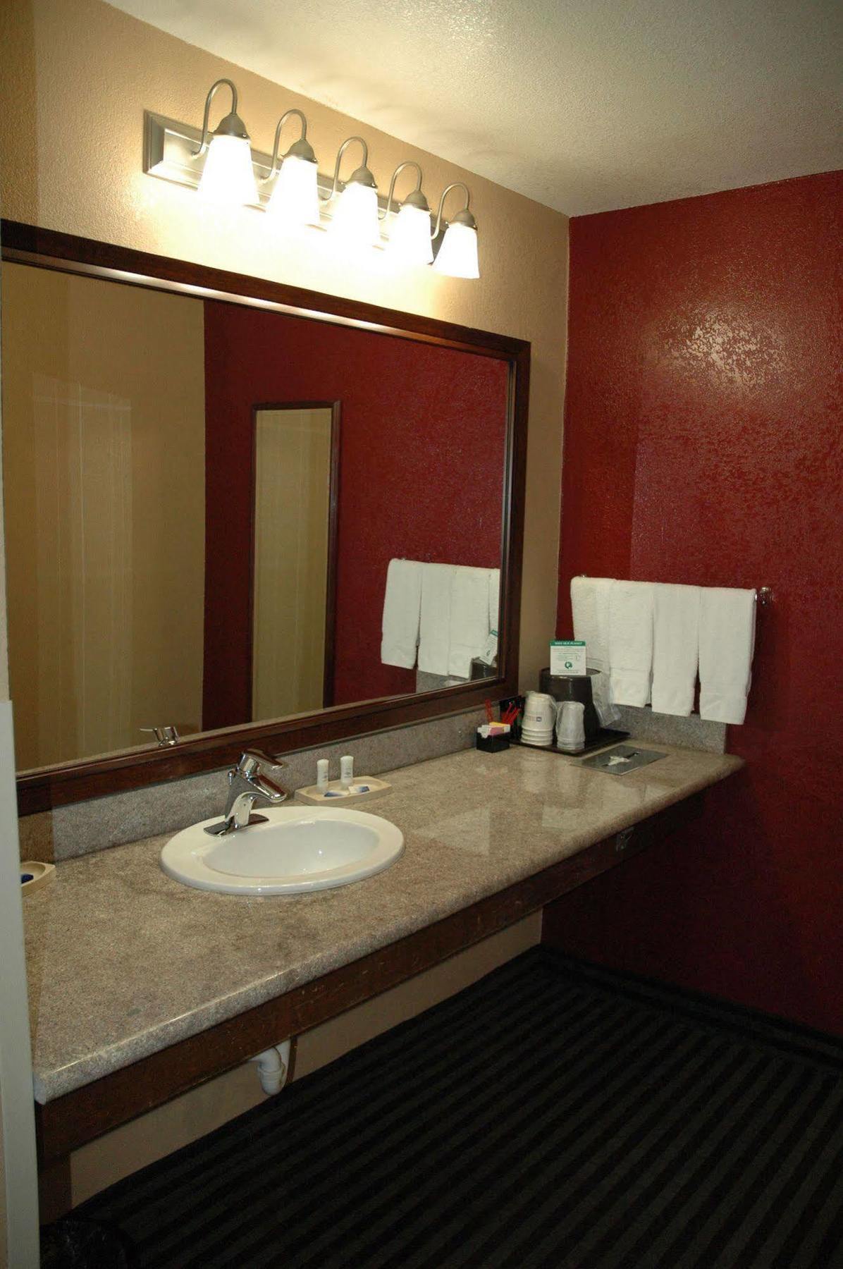 Hotel Western Yosemite Way Station