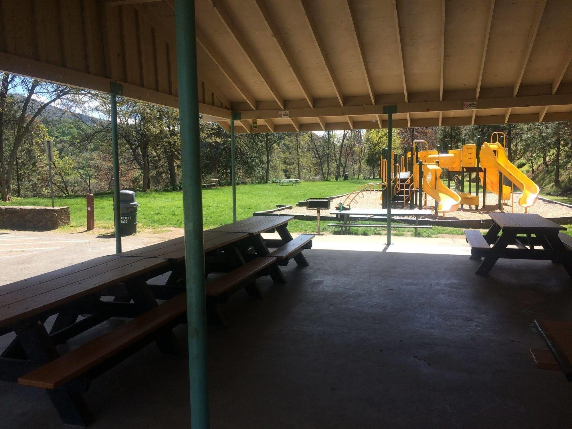 Western Yosemite Way Station 3* Mariposa